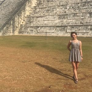 Meet your Posher, Lindsay